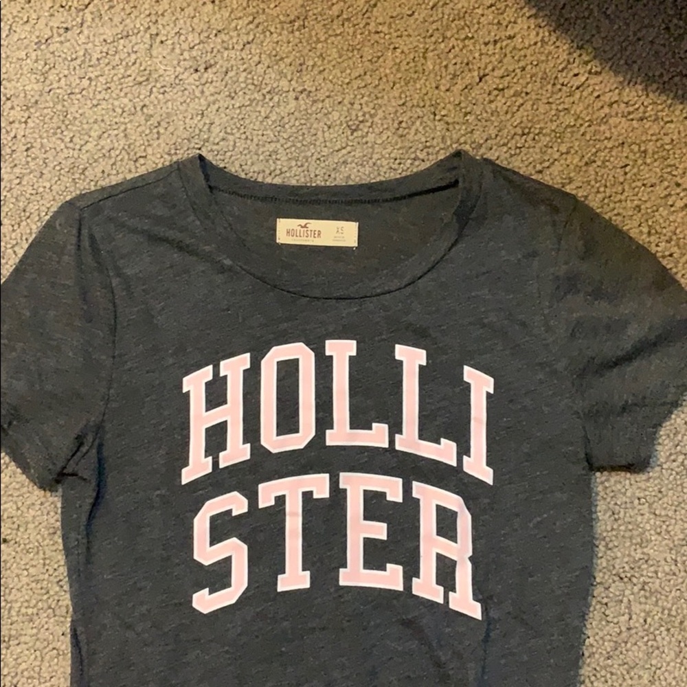 Hollister short sleeve shirt